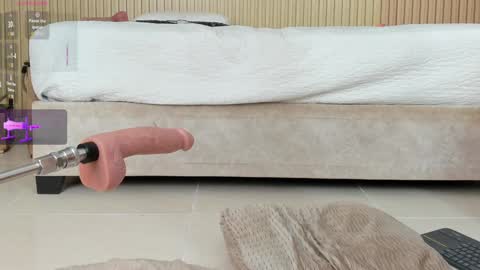 NINA online show from January 24, 3:34 pm