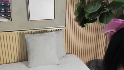 NINA online show from September 16, 1:01 pm