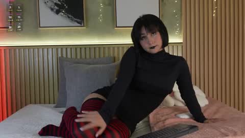 NINA online show from April 16, 12:17 pm