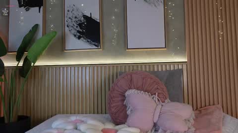 Snapshot of nina_soul chatting on May 24, 1:49 pm NINA online show from May 24, 1:49 pm