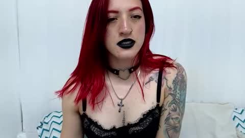 Ninaa fox online show from February 25, 5:36 pm