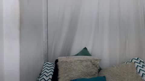 Ninaa fox online show from March 12, 4:24 pm