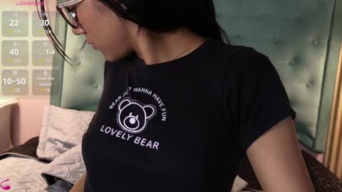 Snapshot of ninabravur chatting on April 29, 1:37 pm NINA BRAVU online show from April 29, 1:37 pm