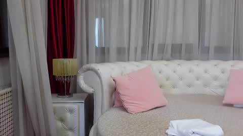 NinaCrystal online show from March 11, 7:58 am