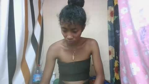 ninaeaa online show from December 16, 6:07 am