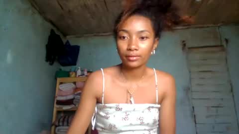 ninaeaa online show from July 22, 12:19 pm