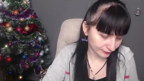 ninaflawlees online show from December 17, 12:55 pm