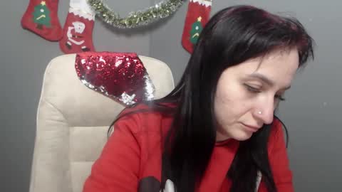 ninaflawlees online show from January 12, 12:54 pm