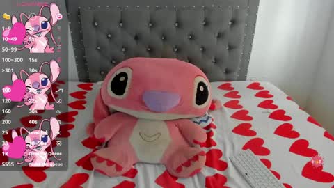 Valentina online show from April 19, 6:10 pm