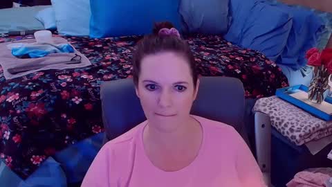 Snapshot of ninajaymes chatting on October 2, 11:23 pm Nina Jaymes online show from October 2, 11:23 pm