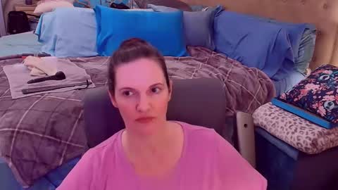 Snapshot of ninajaymes chatting on December 5, 3:37 am Nina Jaymes online show from December 5, 3:37 am