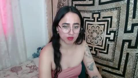 Snapshot of ninakravtz chatting on December 23, 1:56 pm N I N A online show from December 23, 1:56 pm