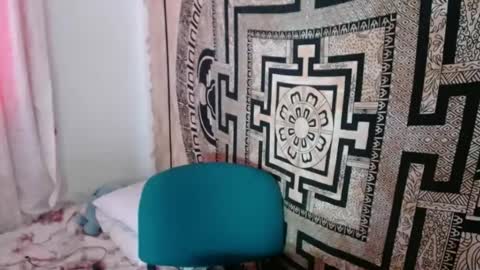 Snapshot of ninakravtz chatting on September 22, 2:30 pm N I N A online show from September 22, 2:30 pm