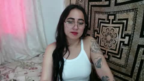Snapshot of ninakravtz chatting on September 27, 3:28 pm N I N A online show from September 27, 3:28 pm