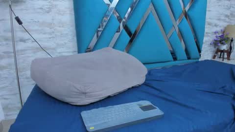 Nina Medux online show from February 8, 9:56 am