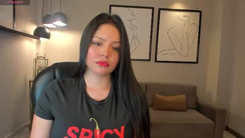 Snapshot of ninamichelle_ chatting on July 23, 6:17 pm Nina online show from July 23, 6:17 pm
