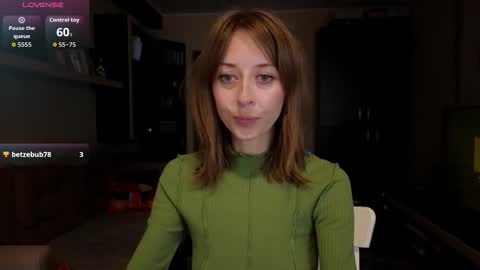 NinaNovalicious online show from September 17, 7:10 am