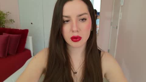 Snapshot of ninaoneil chatting on December 3, 9:56 pm NinaOneil online show from December 3, 9:56 pm