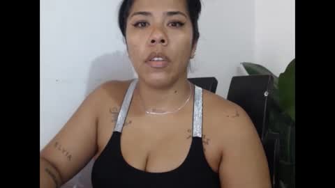 Ninapalmer online show from April 21, 8:23 pm