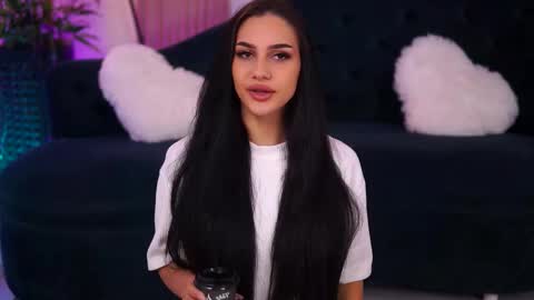 Snapshot of ninasolenne chatting on November 23, 7:35 pm Ninna online show from November 23, 7:35 pm