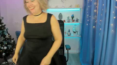 ninastarle online show from December 21, 4:30 am