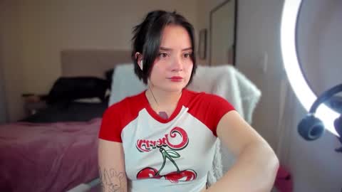 Snapshot of ninavolkov chatting on December 10, 11:40 pm ninavolkov online show from December 10, 11:40 pm