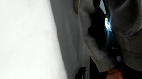 nineeleeven_911 online show from March 11, 7:26 am