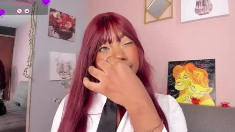 Snapshot of nini_martinii chatting on February 15, 3:39 pm NINI online show from February 15, 3:39 pm