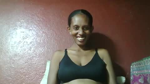 ninie246746 online show from February 27, 9:11 am