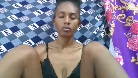 ninie246746 online show from February 28, 6:53 pm