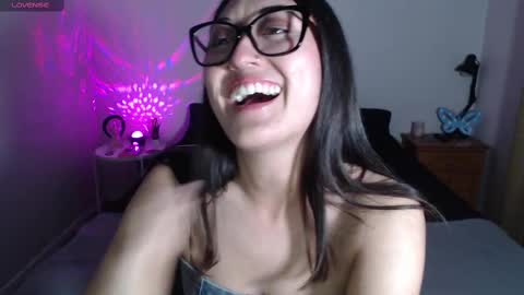 Ninimoon online show from October 27, 2:48 am