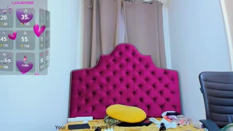 nina dee online show from January 3, 4:22 am