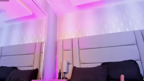 Ninna online show from April 20, 3:53 am