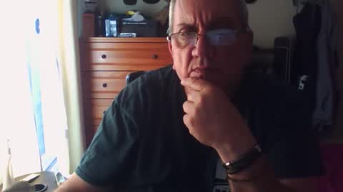 Dennis online show from October 24, 2:13 pm