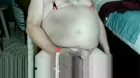 Snapshot of nip_fun_bear chatting on February 19, 12:39 am Nip Fun Bear online show from February 19, 12:39 am