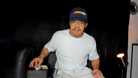 Steven online show from January 3, 2:32 am