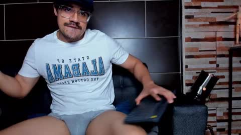 Steven online show from January 9, 2:54 am