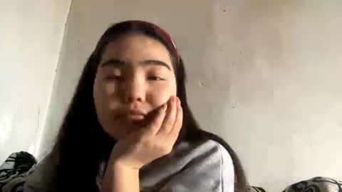 Snapshot of nitadecember chatting on December 14, 8:09 am Molly online show from December 14, 8:09 am