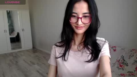 Niu online show from April 24, 12:51 pm