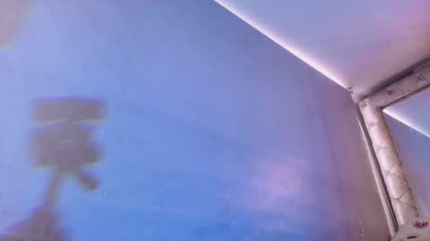  V I C T O R I A   online show from April 14, 7:20 pm