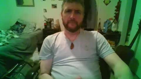Snapshot of njoefats420 chatting on April 27, 2:42 am njoefats420 online show from April 27, 2:42 am