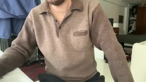 Snapshot of nnatural94 chatting on February 10, 7:47 am nnatural94 online show from February 10, 7:47 am