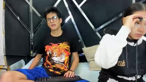 NoaandArez online show from February 16, 1:57 am