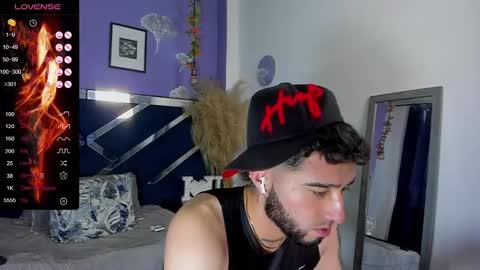 noa_bonucci online show from March 6, 4:07 pm