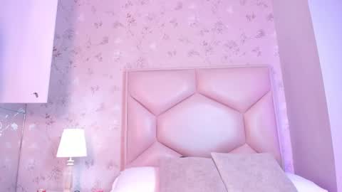   ambarsulliva  online show from September 14, 11:42 am