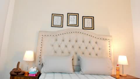 NATHALIA MORENO online show from April 22, 12:18 pm