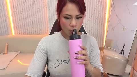 Noa  online show from November 28, 1:03 pm