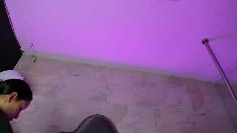 Zoe  online show from April 22, 3:09 am