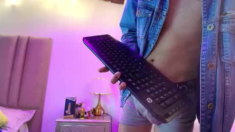 Noah online show from October 11, 5:39 am