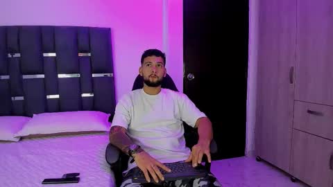 NOAH online show from November 9, 1:37 am